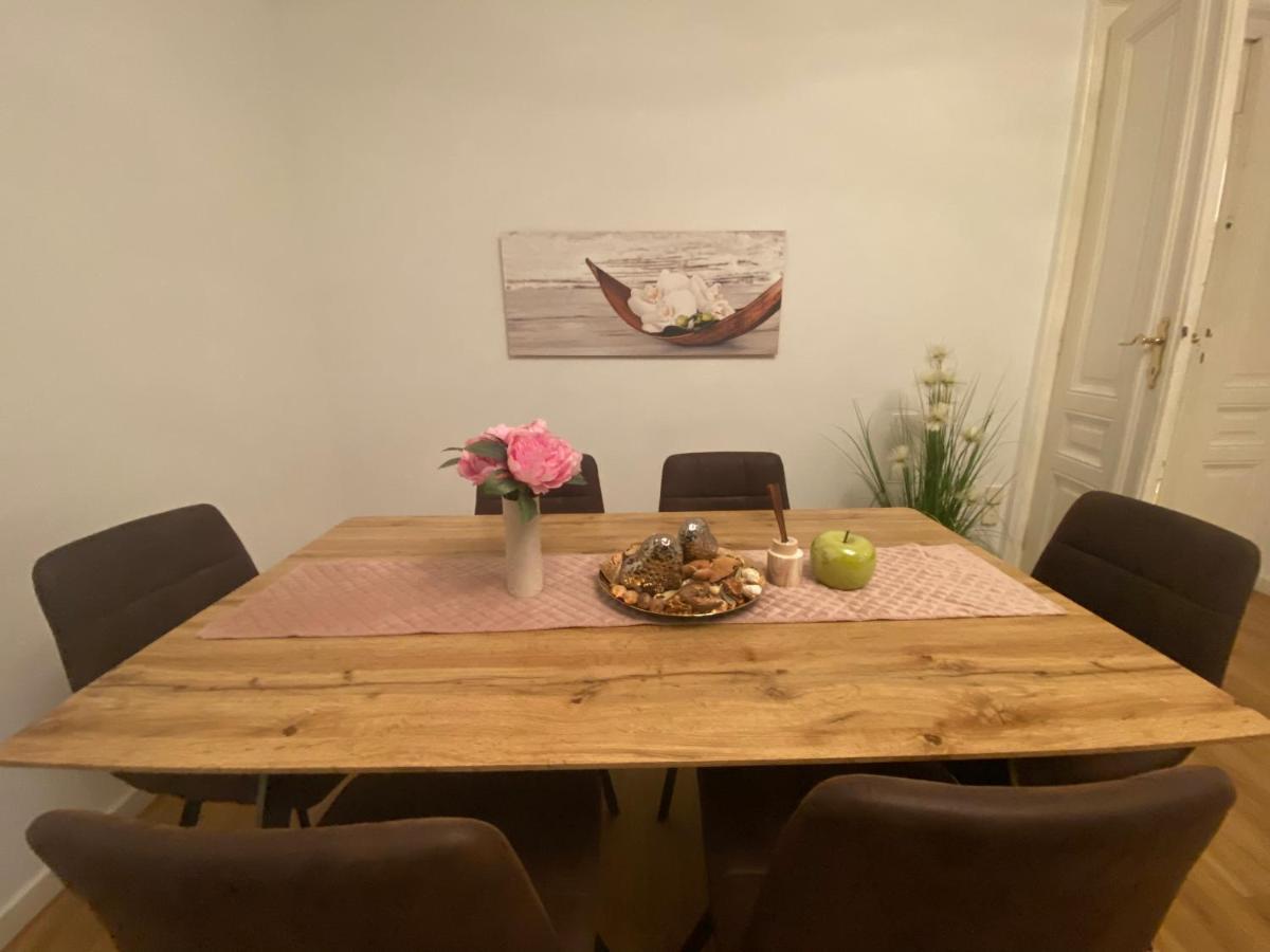 Biljka Appartement Wenen Buitenkant foto